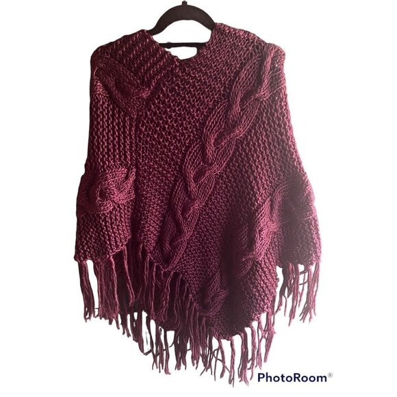 Soft Chunky Woven Poncho, Medium - Picture 3 of 3